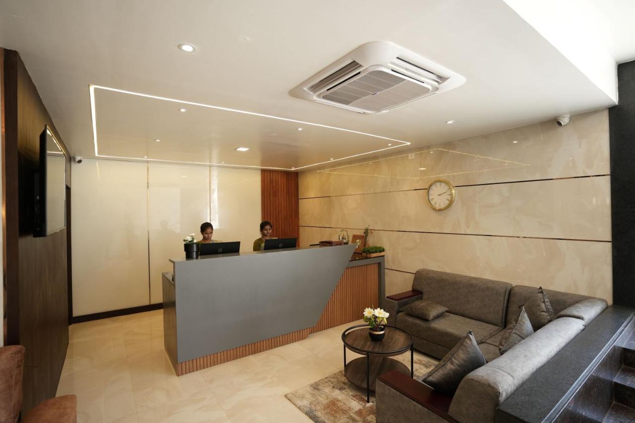 Sri Ambal Grand Hotel Virudunagar Екстериор снимка